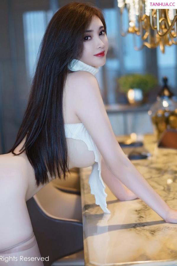 周妍希 奶瓶土肥圆 [XiuRen]高清写真图 2023.04.07 No.6534 Carol周妍希 牛仔裤美臀第45张图片